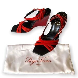 ROGER VIVIER‎ Suede Wedge Sandals Size: 37.5 EU, Red